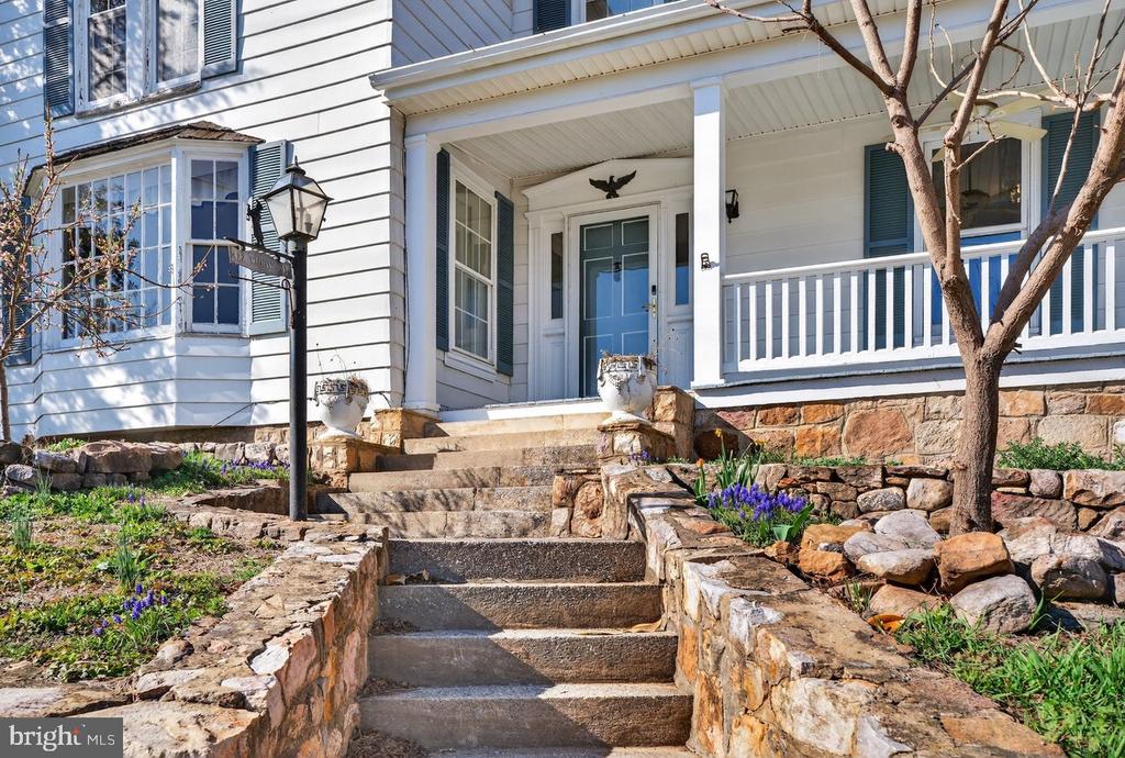 422 MECHANIC ST, LURAY, Virginia 22835, 5 Bedrooms Bedrooms, ,2 BathroomsBathrooms,Residential,422 MECHANIC ST,VAPA2006220 MLS # VAPA2006220