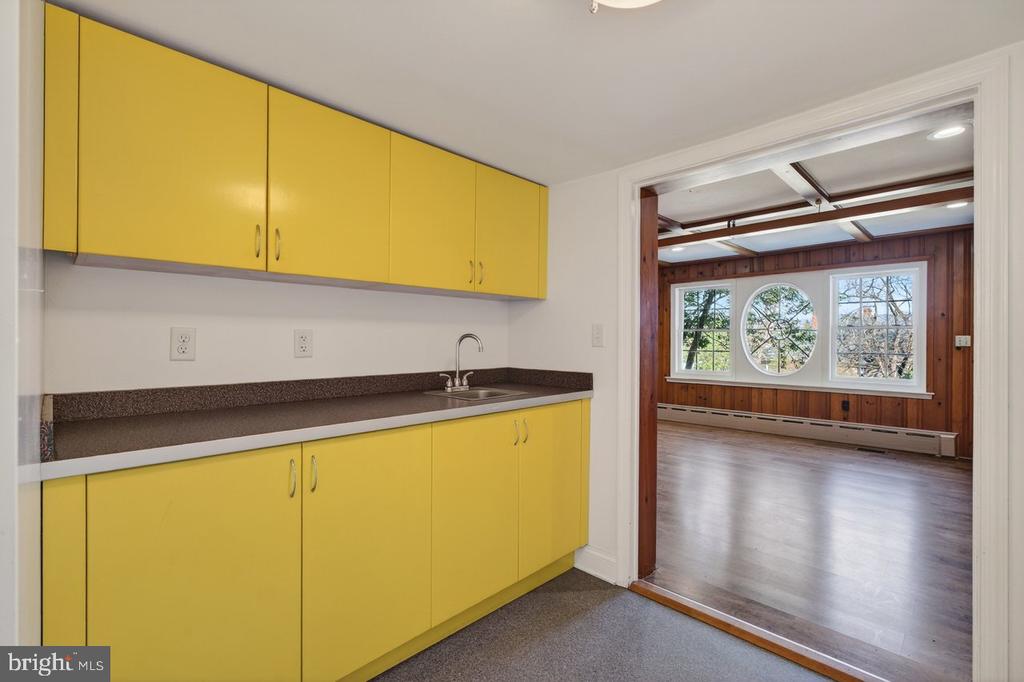 422 MECHANIC ST, LURAY, Virginia 22835, 5 Bedrooms Bedrooms, ,2 BathroomsBathrooms,Residential,422 MECHANIC ST,VAPA2006220 MLS # VAPA2006220