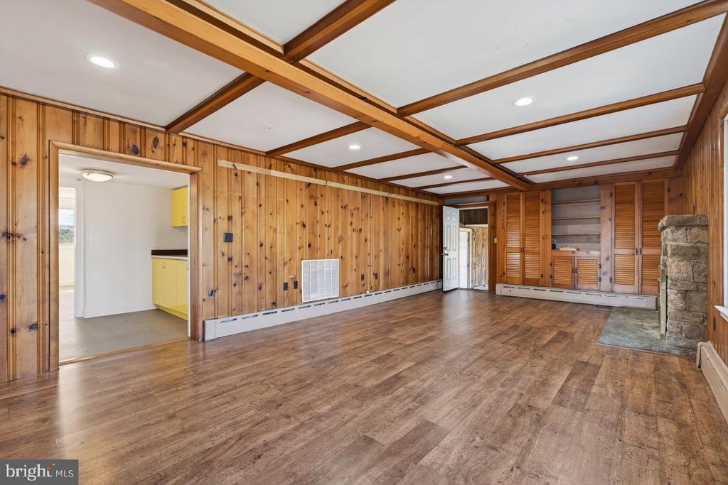 422 MECHANIC ST, LURAY, Virginia 22835, 5 Bedrooms Bedrooms, ,2 BathroomsBathrooms,Residential,422 MECHANIC ST,VAPA2006220 MLS # VAPA2006220