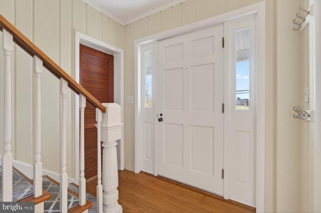 422 MECHANIC ST, LURAY, Virginia 22835, 5 Bedrooms Bedrooms, ,2 BathroomsBathrooms,Residential,422 MECHANIC ST,VAPA2006220 MLS # VAPA2006220