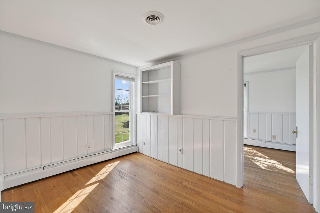 422 MECHANIC ST, LURAY, Virginia 22835, 5 Bedrooms Bedrooms, ,2 BathroomsBathrooms,Residential,422 MECHANIC ST,VAPA2006220 MLS # VAPA2006220