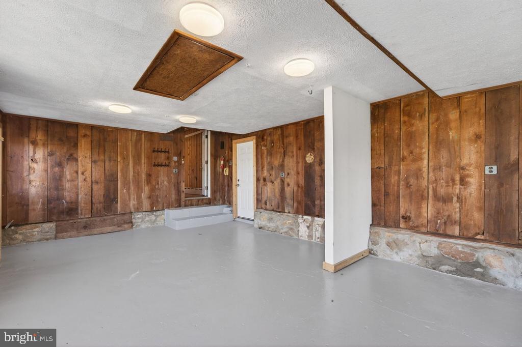 422 MECHANIC ST, LURAY, Virginia 22835, 5 Bedrooms Bedrooms, ,2 BathroomsBathrooms,Residential,422 MECHANIC ST,VAPA2006220 MLS # VAPA2006220