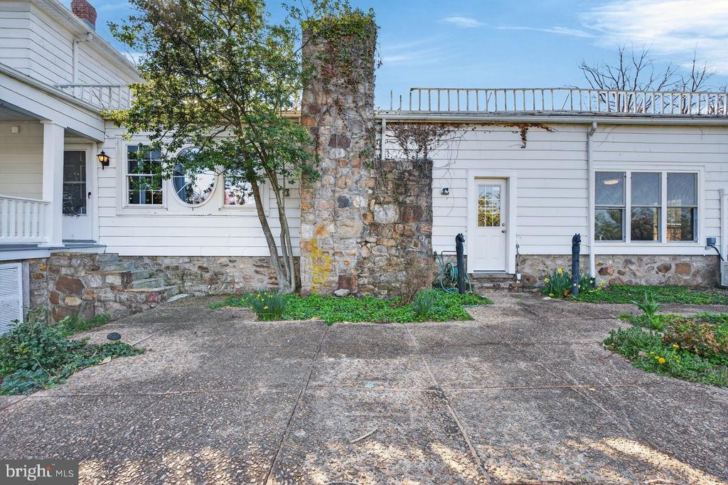 422 MECHANIC ST, LURAY, Virginia 22835, 5 Bedrooms Bedrooms, ,2 BathroomsBathrooms,Residential,422 MECHANIC ST,VAPA2006220 MLS # VAPA2006220