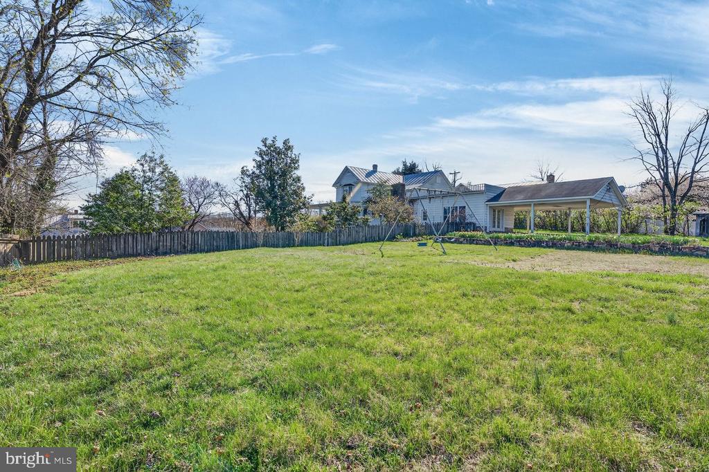 422 MECHANIC ST, LURAY, Virginia 22835, 5 Bedrooms Bedrooms, ,2 BathroomsBathrooms,Residential,422 MECHANIC ST,VAPA2006220 MLS # VAPA2006220