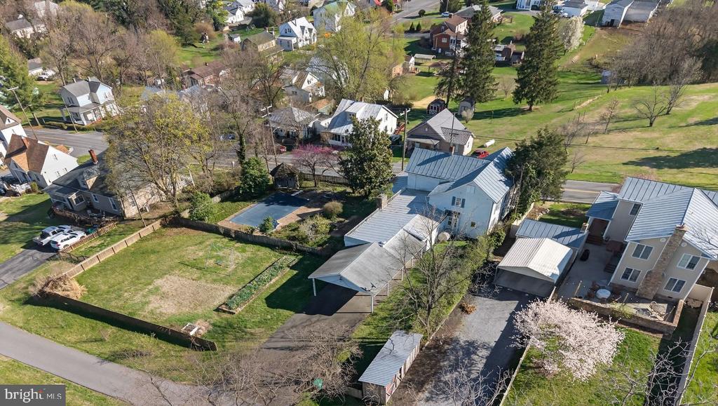 422 MECHANIC ST, LURAY, Virginia 22835, 5 Bedrooms Bedrooms, ,2 BathroomsBathrooms,Residential,422 MECHANIC ST,VAPA2006220 MLS # VAPA2006220