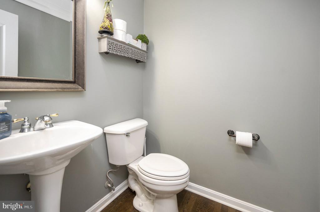 10403 BRECKENRIDGE DR, SPOTSYLVANIA, Virginia 22553, 5 Bedrooms Bedrooms, ,3 BathroomsBathrooms,Residential,10403 BRECKENRIDGE DR,VASP2040434 MLS # VASP2040434