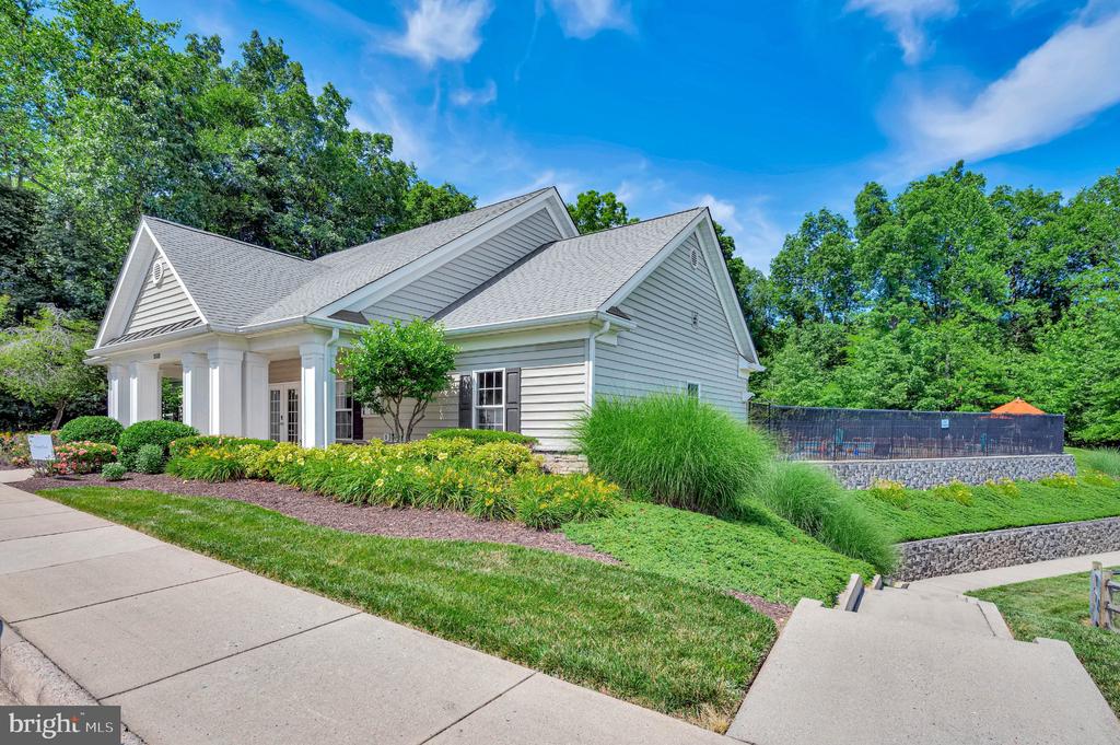 10403 BRECKENRIDGE DR, SPOTSYLVANIA, Virginia 22553, 5 Bedrooms Bedrooms, ,3 BathroomsBathrooms,Residential,10403 BRECKENRIDGE DR,VASP2040434 MLS # VASP2040434