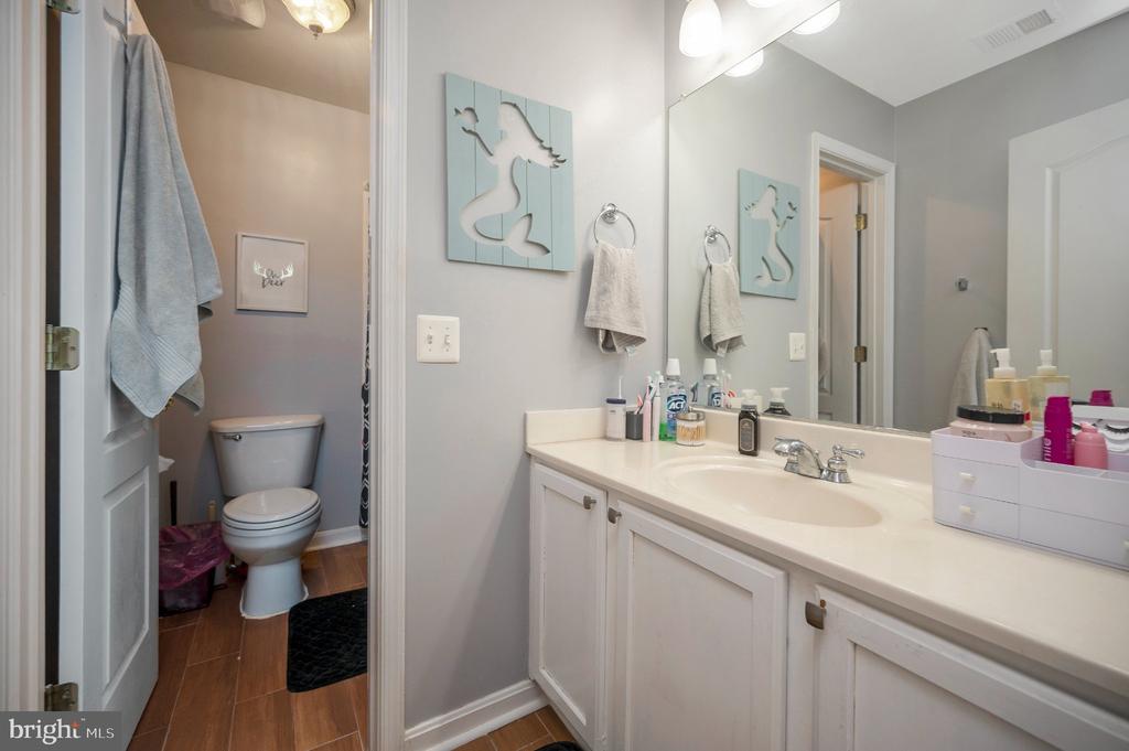 10403 BRECKENRIDGE DR, SPOTSYLVANIA, Virginia 22553, 5 Bedrooms Bedrooms, ,3 BathroomsBathrooms,Residential,10403 BRECKENRIDGE DR,VASP2040434 MLS # VASP2040434