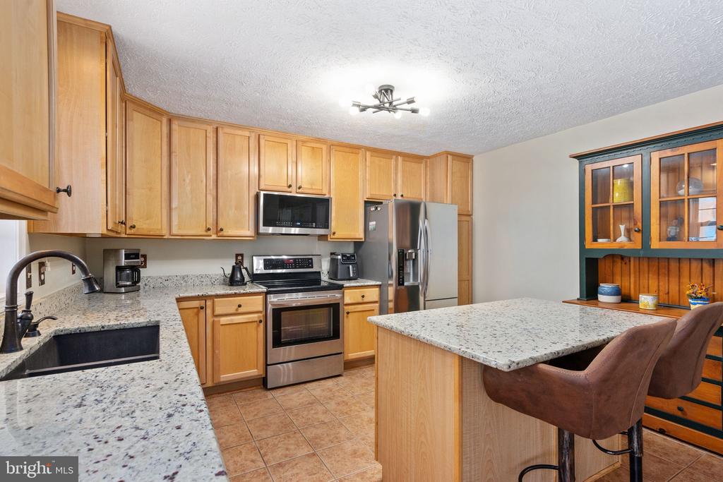 151 LINDA LN, MINERAL, Virginia 23117, 5 Bedrooms Bedrooms, ,3 BathroomsBathrooms,Residential,151 LINDA LN,VALA2009550 MLS # VALA2009550