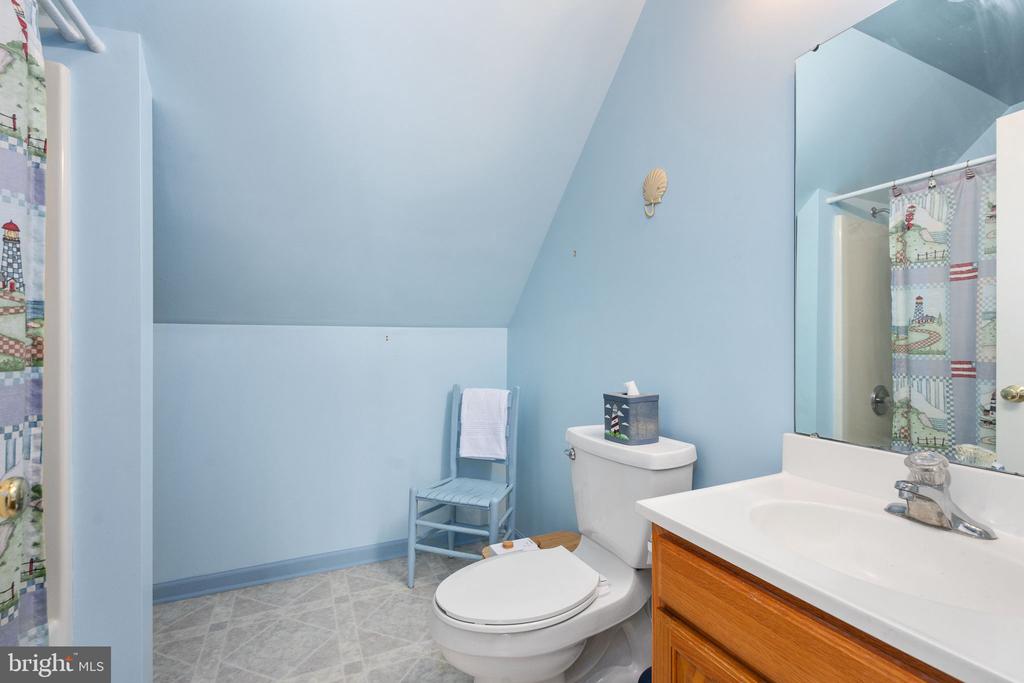 151 LINDA LN, MINERAL, Virginia 23117, 5 Bedrooms Bedrooms, ,3 BathroomsBathrooms,Residential,151 LINDA LN,VALA2009550 MLS # VALA2009550