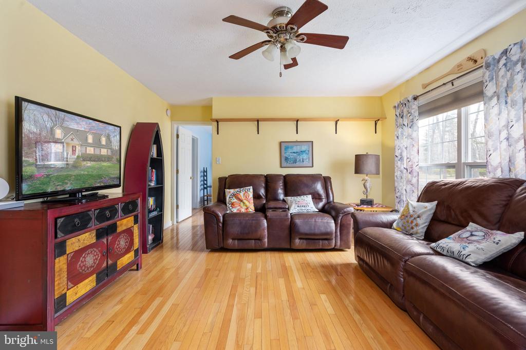 151 LINDA LN, MINERAL, Virginia 23117, 5 Bedrooms Bedrooms, ,3 BathroomsBathrooms,Residential,151 LINDA LN,VALA2009550 MLS # VALA2009550