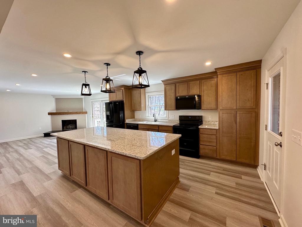 16416 MOUNTAIN RUN LN, CULPEPER, Virginia 22701, 5 Bedrooms Bedrooms, ,4 BathroomsBathrooms,Residential,16416 MOUNTAIN RUN LN,VACU2013016 MLS # VACU2013016