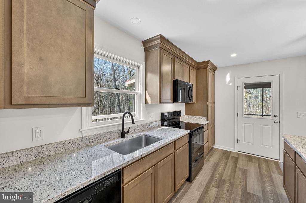 16416 MOUNTAIN RUN LN, CULPEPER, Virginia 22701, 5 Bedrooms Bedrooms, ,4 BathroomsBathrooms,Residential,16416 MOUNTAIN RUN LN,VACU2013016 MLS # VACU2013016