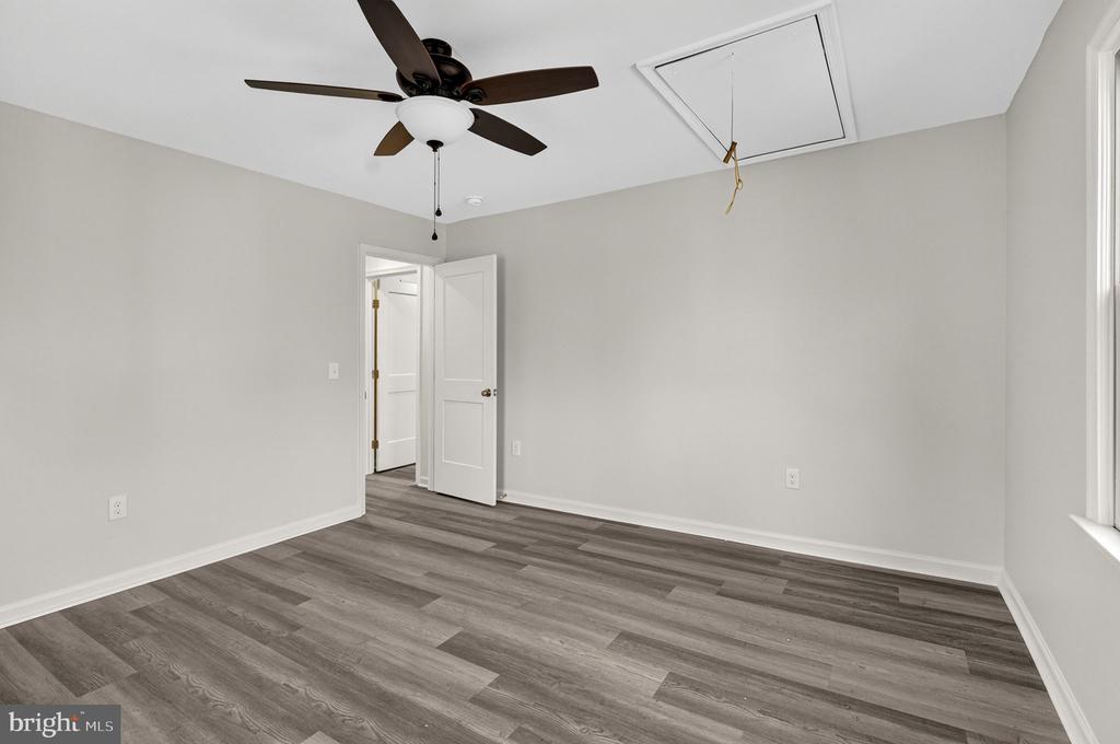 16416 MOUNTAIN RUN LN, CULPEPER, Virginia 22701, 5 Bedrooms Bedrooms, ,4 BathroomsBathrooms,Residential,16416 MOUNTAIN RUN LN,VACU2013016 MLS # VACU2013016