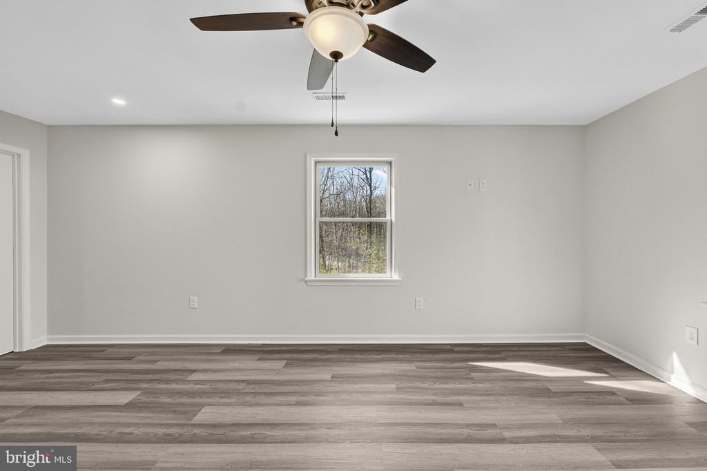 16416 MOUNTAIN RUN LN, CULPEPER, Virginia 22701, 5 Bedrooms Bedrooms, ,4 BathroomsBathrooms,Residential,16416 MOUNTAIN RUN LN,VACU2013016 MLS # VACU2013016