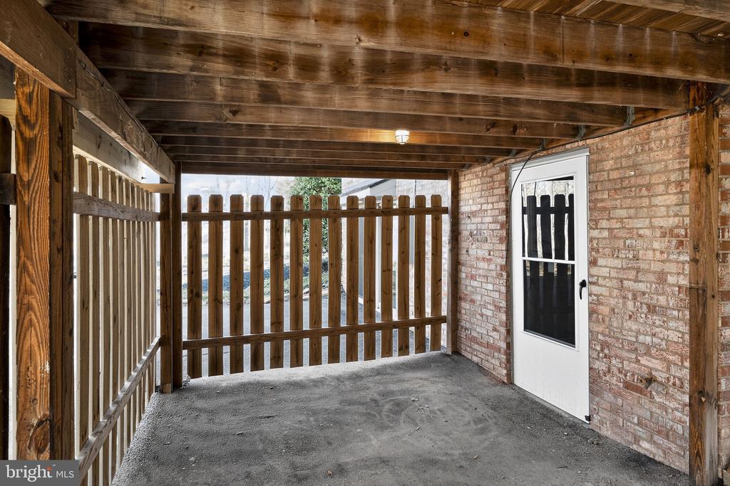 16416 MOUNTAIN RUN LN, CULPEPER, Virginia 22701, 5 Bedrooms Bedrooms, ,4 BathroomsBathrooms,Residential,16416 MOUNTAIN RUN LN,VACU2013016 MLS # VACU2013016