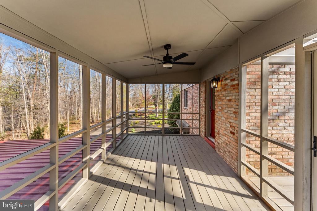 16416 MOUNTAIN RUN LN, CULPEPER, Virginia 22701, 5 Bedrooms Bedrooms, ,4 BathroomsBathrooms,Residential,16416 MOUNTAIN RUN LN,VACU2013016 MLS # VACU2013016