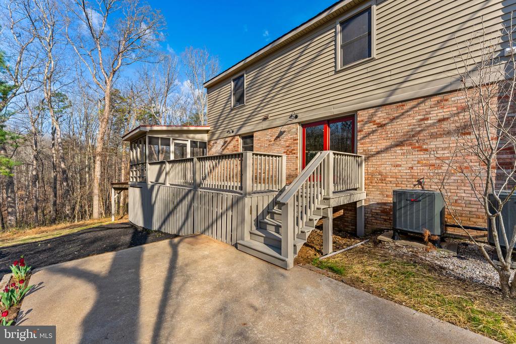 16416 MOUNTAIN RUN LN, CULPEPER, Virginia 22701, 5 Bedrooms Bedrooms, ,4 BathroomsBathrooms,Residential,16416 MOUNTAIN RUN LN,VACU2013016 MLS # VACU2013016