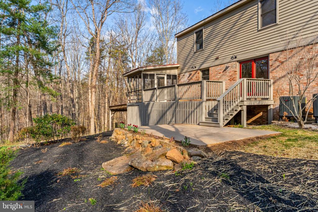 16416 MOUNTAIN RUN LN, CULPEPER, Virginia 22701, 5 Bedrooms Bedrooms, ,4 BathroomsBathrooms,Residential,16416 MOUNTAIN RUN LN,VACU2013016 MLS # VACU2013016