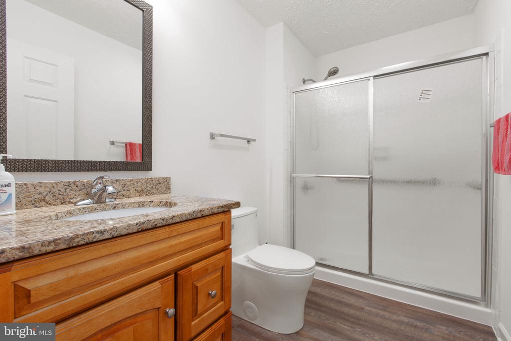 8401 SEAYS RD, SPOTSYLVANIA, Virginia 22551, 4 Bedrooms Bedrooms, ,2 BathroomsBathrooms,Residential,8401 SEAYS RD,VASP2040460 MLS # VASP2040460