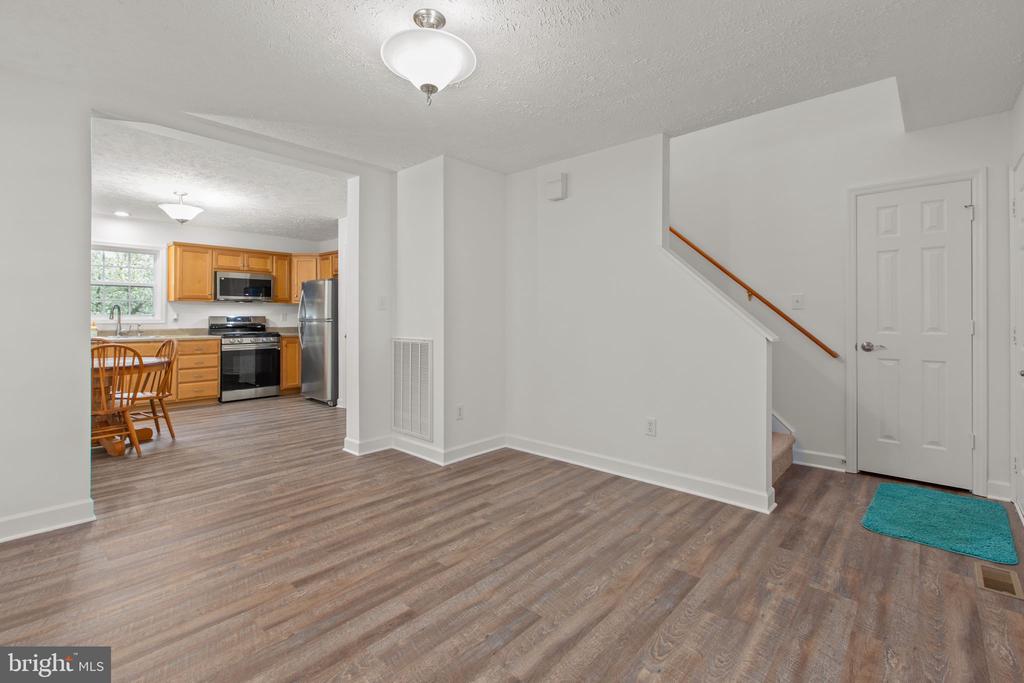 8401 SEAYS RD, SPOTSYLVANIA, Virginia 22551, 4 Bedrooms Bedrooms, ,2 BathroomsBathrooms,Residential,8401 SEAYS RD,VASP2040460 MLS # VASP2040460