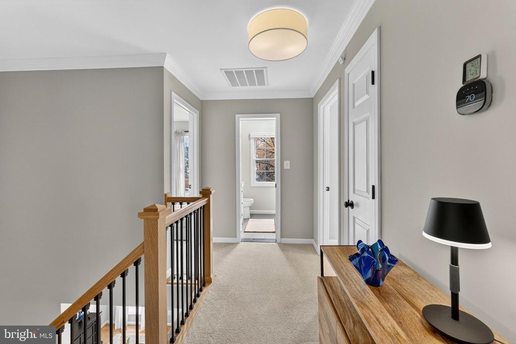 233 BREEZEWOOD DR, WARRENTON, Virginia 20186, 3 Bedrooms Bedrooms, ,3 BathroomsBathrooms,Residential,233 BREEZEWOOD DR,VAFQ2021242 MLS # VAFQ2021242