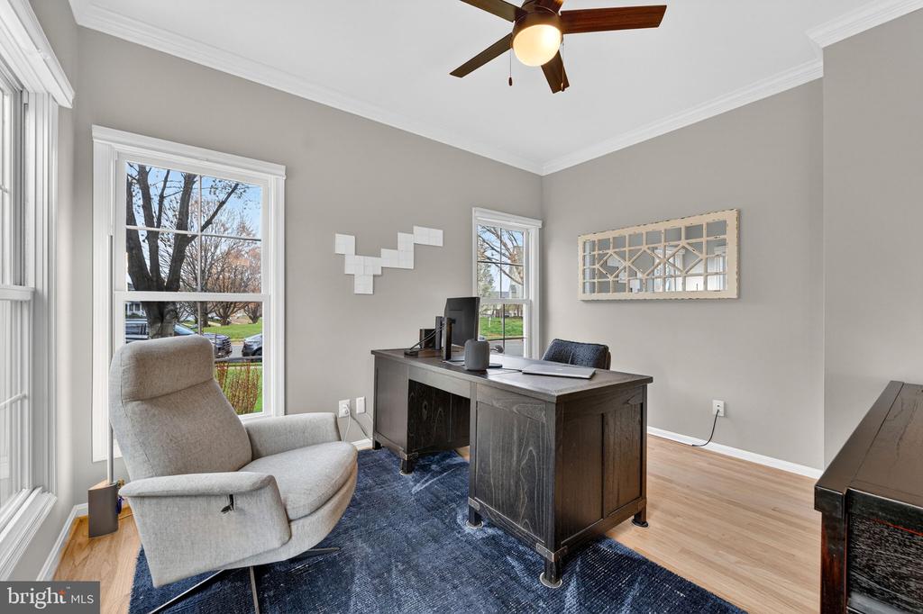 233 BREEZEWOOD DR, WARRENTON, Virginia 20186, 3 Bedrooms Bedrooms, ,3 BathroomsBathrooms,Residential,233 BREEZEWOOD DR,VAFQ2021242 MLS # VAFQ2021242