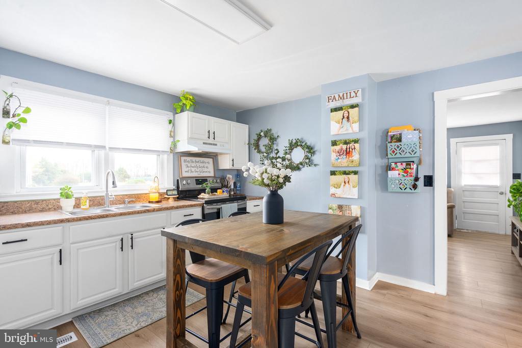 2623 JEFFERSON HWY, LOUISA, Virginia 23093, 3 Bedrooms Bedrooms, ,2 BathroomsBathrooms,Residential,2623 JEFFERSON HWY,VALA2009558 MLS # VALA2009558