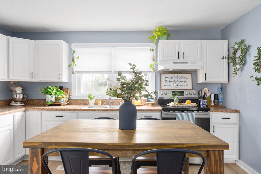 2623 JEFFERSON HWY, LOUISA, Virginia 23093, 3 Bedrooms Bedrooms, ,2 BathroomsBathrooms,Residential,2623 JEFFERSON HWY,VALA2009558 MLS # VALA2009558