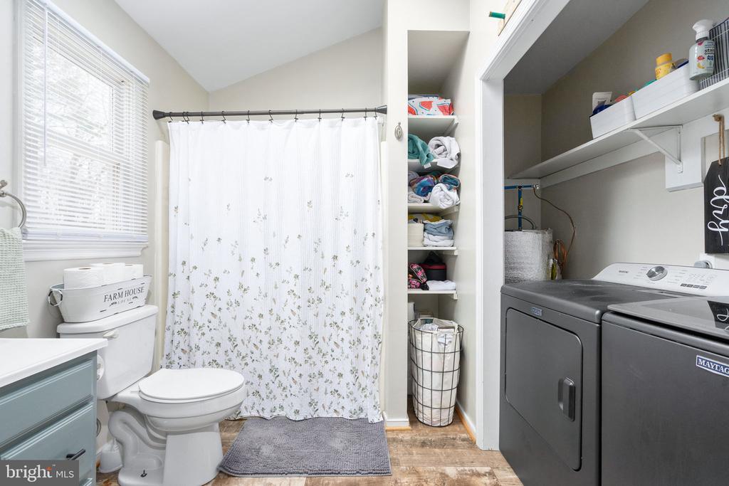 2623 JEFFERSON HWY, LOUISA, Virginia 23093, 3 Bedrooms Bedrooms, ,2 BathroomsBathrooms,Residential,2623 JEFFERSON HWY,VALA2009558 MLS # VALA2009558