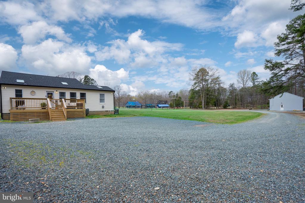 2623 JEFFERSON HWY, LOUISA, Virginia 23093, 3 Bedrooms Bedrooms, ,2 BathroomsBathrooms,Residential,2623 JEFFERSON HWY,VALA2009558 MLS # VALA2009558