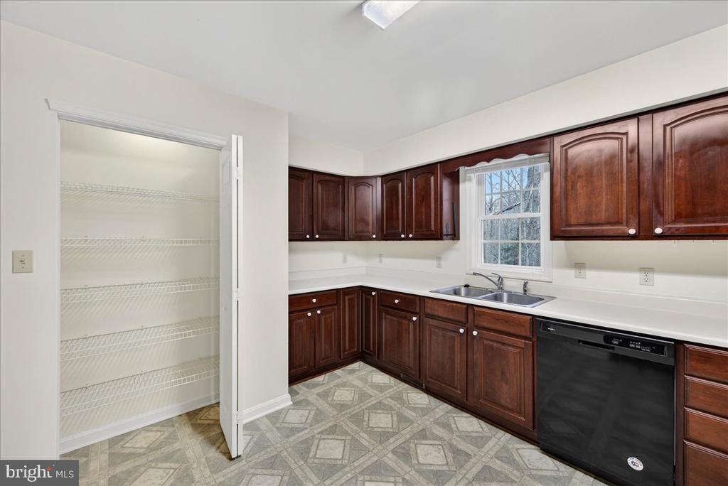 9521 GRASTY GOLD MINE RD, RHOADESVILLE, Virginia 22542, 3 Bedrooms Bedrooms, ,2 BathroomsBathrooms,Residential,9521 GRASTY GOLD MINE RD,VAOR2013674 MLS # VAOR2013674