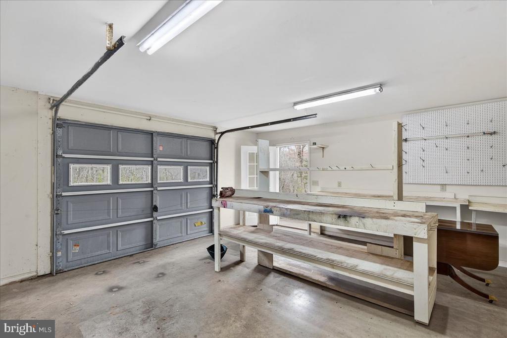 9521 GRASTY GOLD MINE RD, RHOADESVILLE, Virginia 22542, 3 Bedrooms Bedrooms, ,2 BathroomsBathrooms,Residential,9521 GRASTY GOLD MINE RD,VAOR2013674 MLS # VAOR2013674