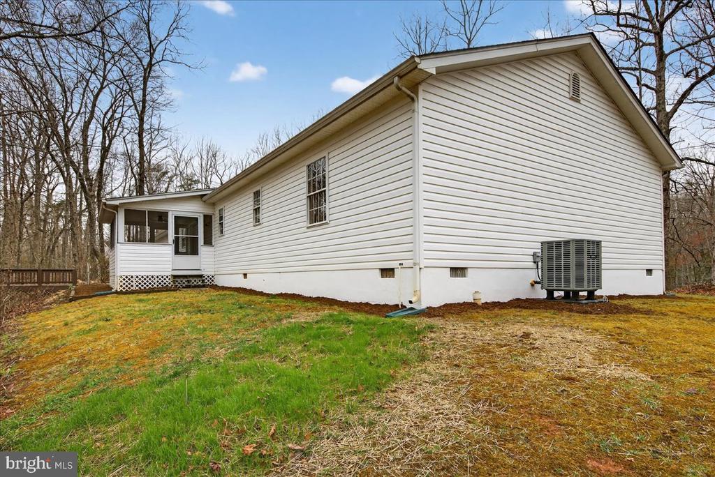 9521 GRASTY GOLD MINE RD, RHOADESVILLE, Virginia 22542, 3 Bedrooms Bedrooms, ,2 BathroomsBathrooms,Residential,9521 GRASTY GOLD MINE RD,VAOR2013674 MLS # VAOR2013674