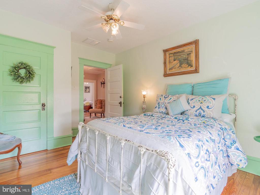 113 W MAIN ST, STANLEY, Virginia 22851, 6 Bedrooms Bedrooms, ,6 BathroomsBathrooms,Residential,113 W MAIN ST,VAPA2006228 MLS # VAPA2006228