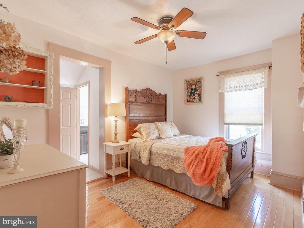 113 W MAIN ST, STANLEY, Virginia 22851, 6 Bedrooms Bedrooms, ,6 BathroomsBathrooms,Residential,113 W MAIN ST,VAPA2006228 MLS # VAPA2006228