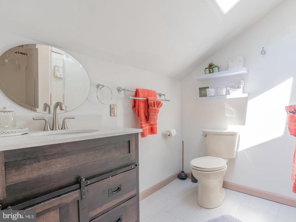 113 W MAIN ST, STANLEY, Virginia 22851, 6 Bedrooms Bedrooms, ,6 BathroomsBathrooms,Residential,113 W MAIN ST,VAPA2006228 MLS # VAPA2006228