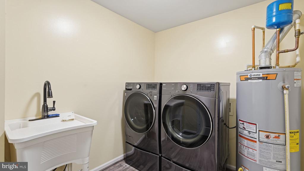 705 MONTICELLO CIR, LOCUST GROVE, Virginia 22508, 4 Bedrooms Bedrooms, ,2 BathroomsBathrooms,Residential,705 MONTICELLO CIR,VAOR2013646 MLS # VAOR2013646