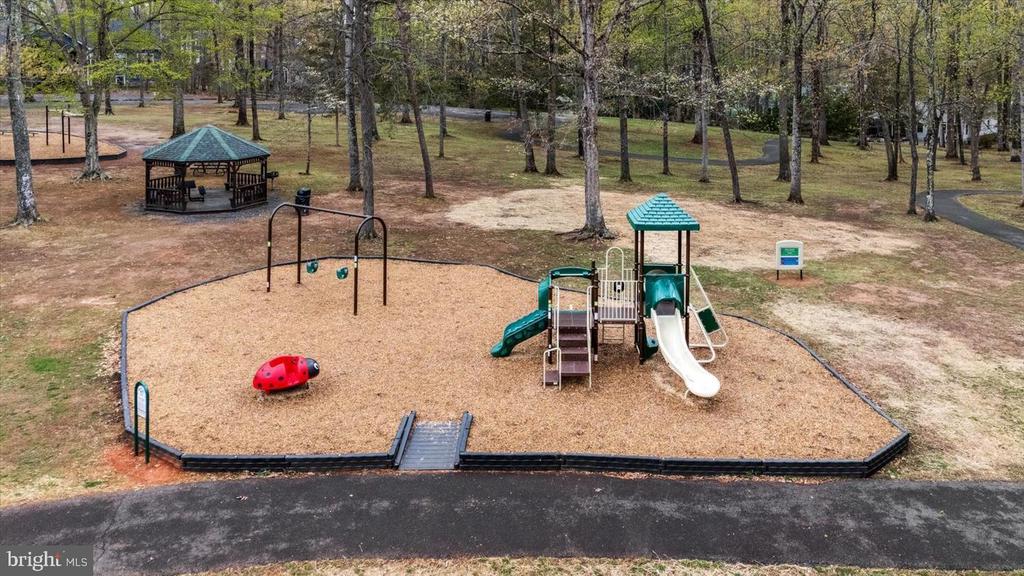 705 MONTICELLO CIR, LOCUST GROVE, Virginia 22508, 4 Bedrooms Bedrooms, ,2 BathroomsBathrooms,Residential,705 MONTICELLO CIR,VAOR2013646 MLS # VAOR2013646