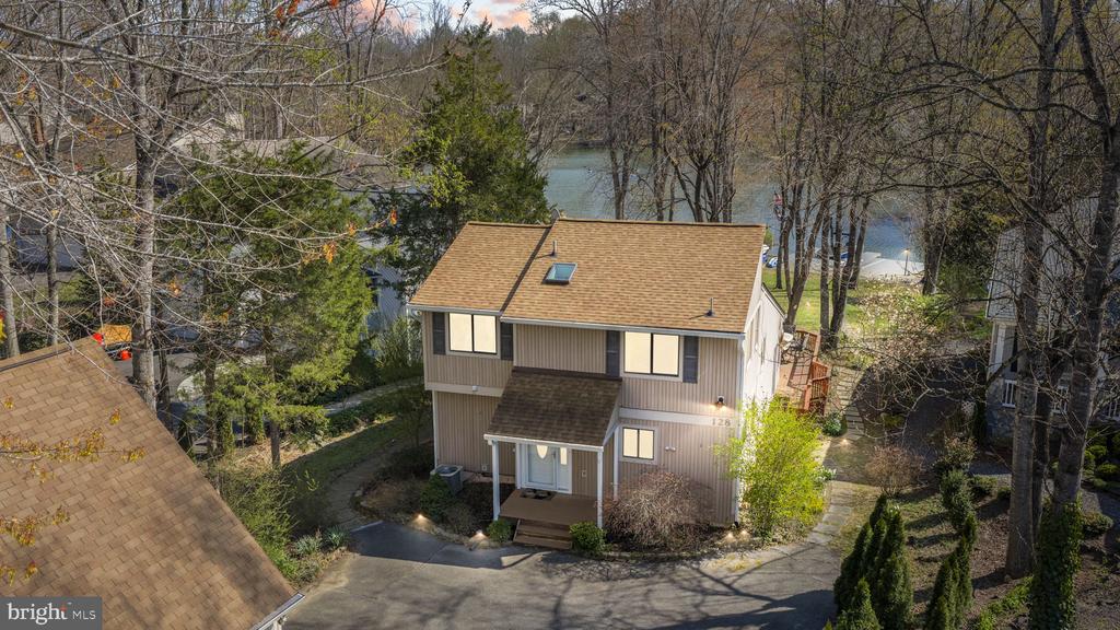 128 HARRISON CIR, LOCUST GROVE, Virginia 22508, 5 Bedrooms Bedrooms, ,3 BathroomsBathrooms,Residential,128 HARRISON CIR,VAOR2013626 MLS # VAOR2013626