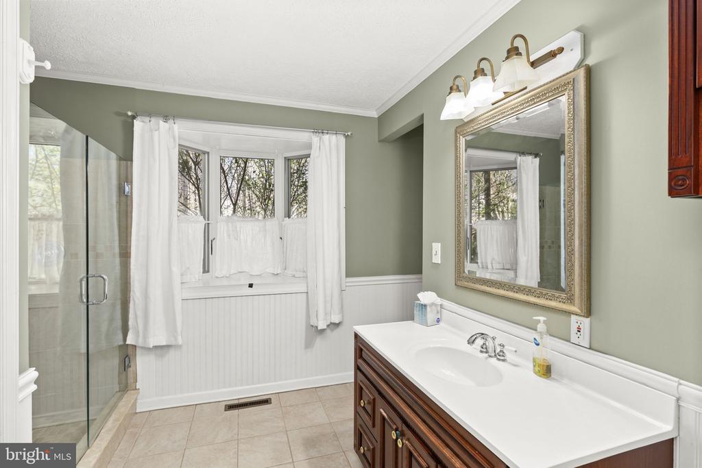 128 HARRISON CIR, LOCUST GROVE, Virginia 22508, 5 Bedrooms Bedrooms, ,3 BathroomsBathrooms,Residential,128 HARRISON CIR,VAOR2013626 MLS # VAOR2013626