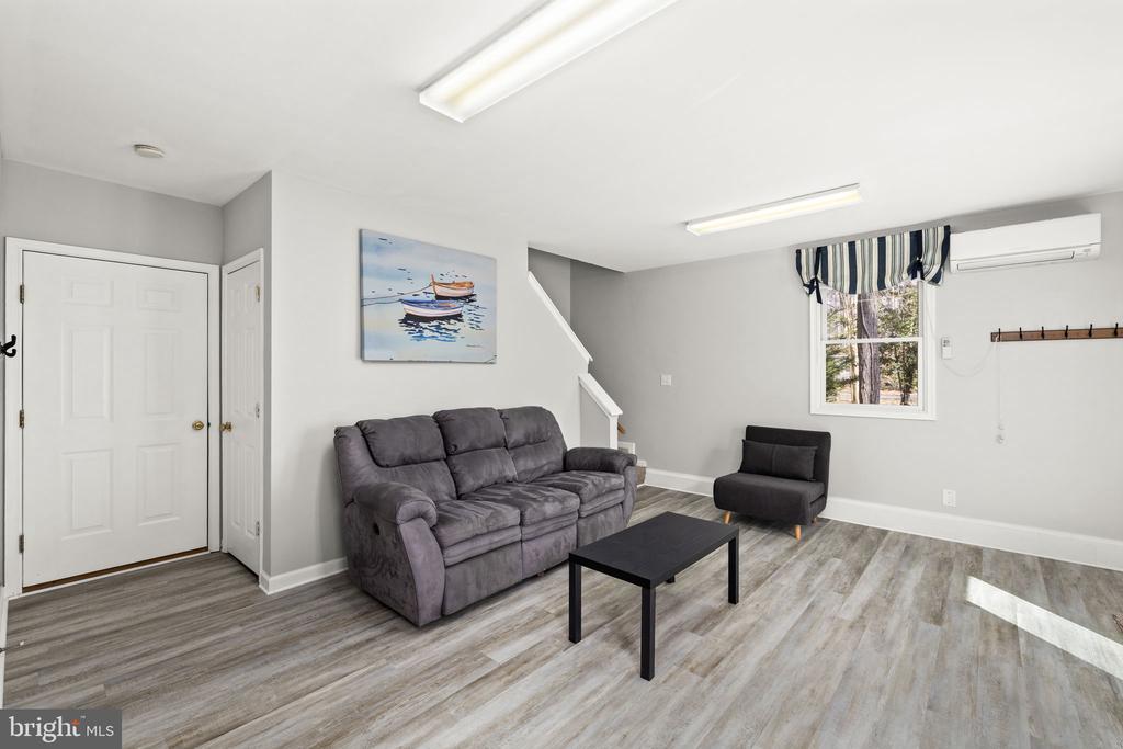 128 HARRISON CIR, LOCUST GROVE, Virginia 22508, 5 Bedrooms Bedrooms, ,3 BathroomsBathrooms,Residential,128 HARRISON CIR,VAOR2013626 MLS # VAOR2013626