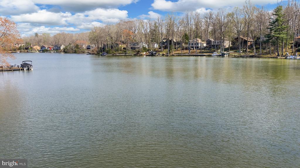 128 HARRISON CIR, LOCUST GROVE, Virginia 22508, 5 Bedrooms Bedrooms, ,3 BathroomsBathrooms,Residential,128 HARRISON CIR,VAOR2013626 MLS # VAOR2013626