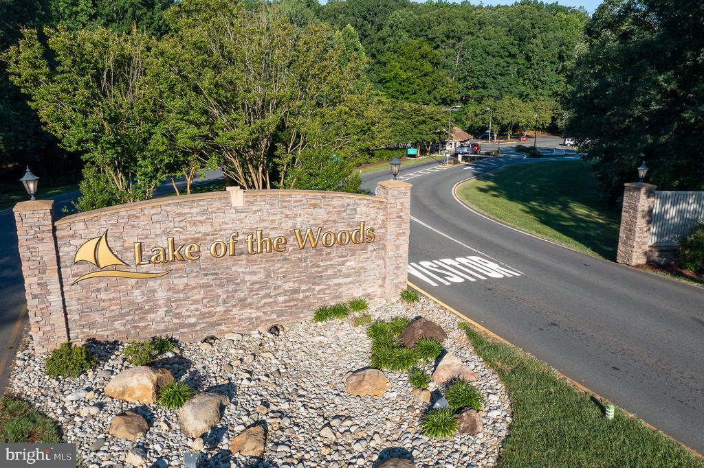 128 HARRISON CIR, LOCUST GROVE, Virginia 22508, 5 Bedrooms Bedrooms, ,3 BathroomsBathrooms,Residential,128 HARRISON CIR,VAOR2013626 MLS # VAOR2013626