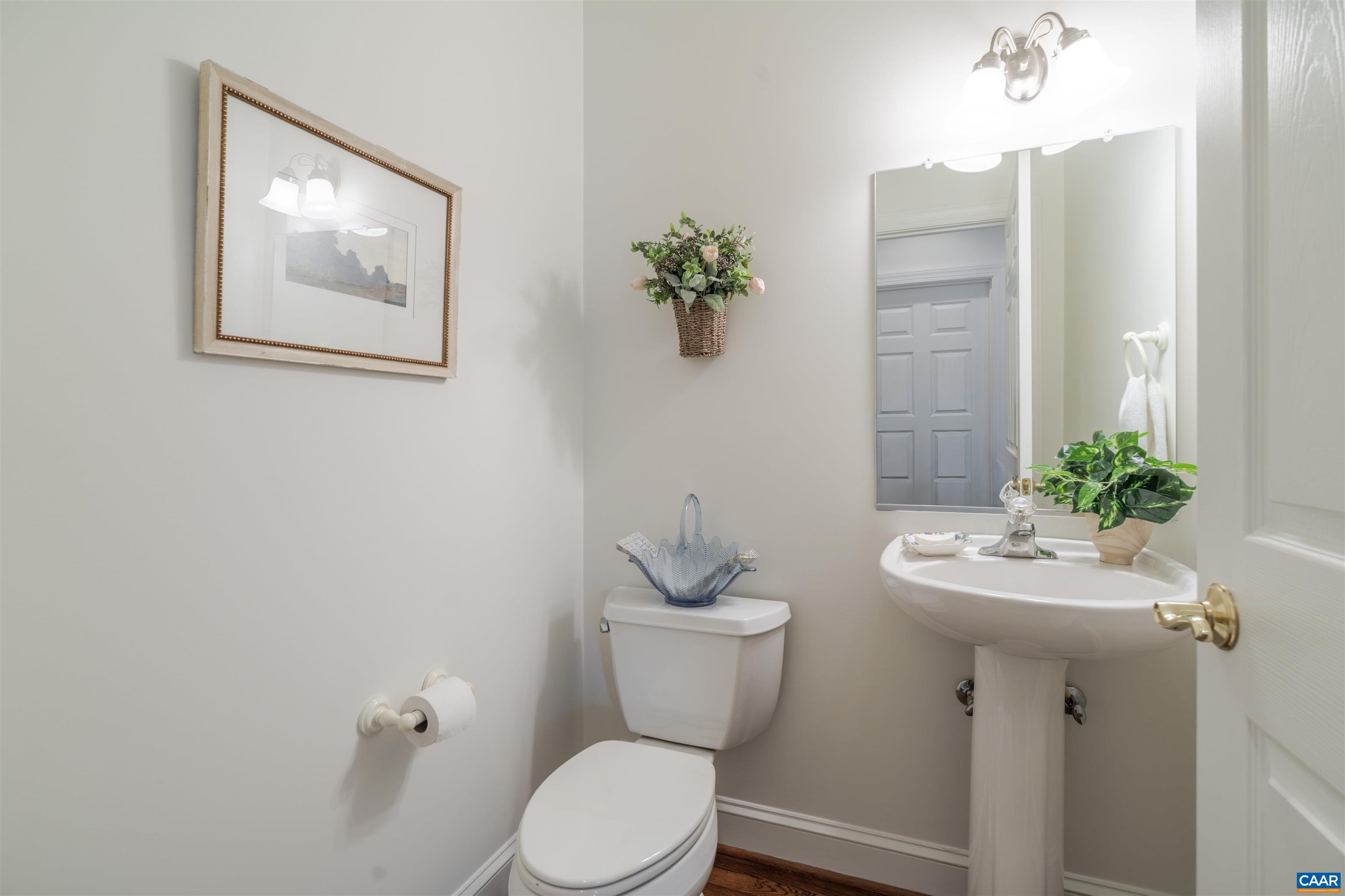 1362 PANTOPS COTTAGE CT, CHARLOTTESVILLE, Virginia 22911, 3 Bedrooms Bedrooms, ,2 BathroomsBathrooms,Residential,1362 PANTOPS COTTAGE CT,673962 MLS # 673962