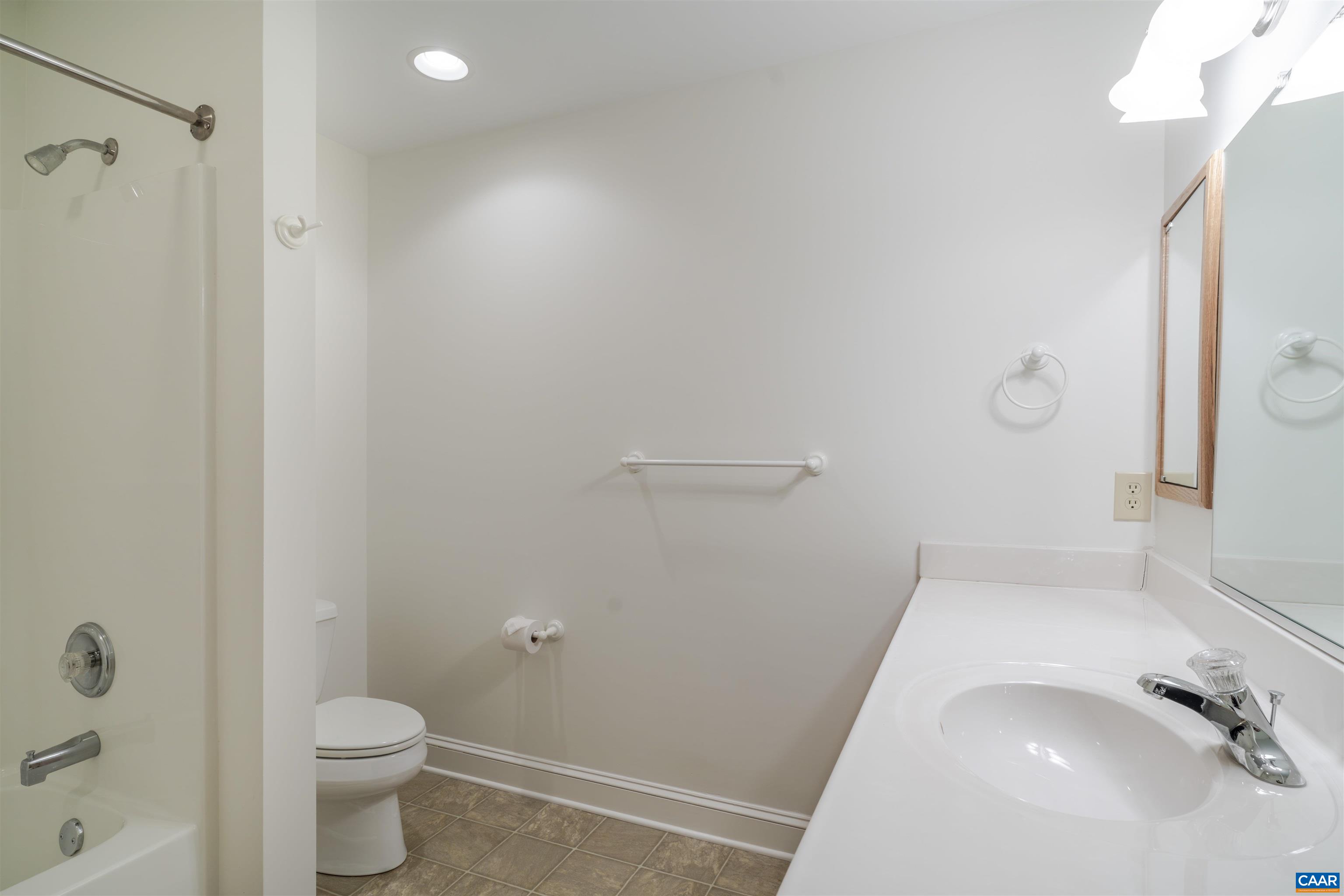 1362 PANTOPS COTTAGE CT, CHARLOTTESVILLE, Virginia 22911, 3 Bedrooms Bedrooms, ,2 BathroomsBathrooms,Residential,1362 PANTOPS COTTAGE CT,673962 MLS # 673962