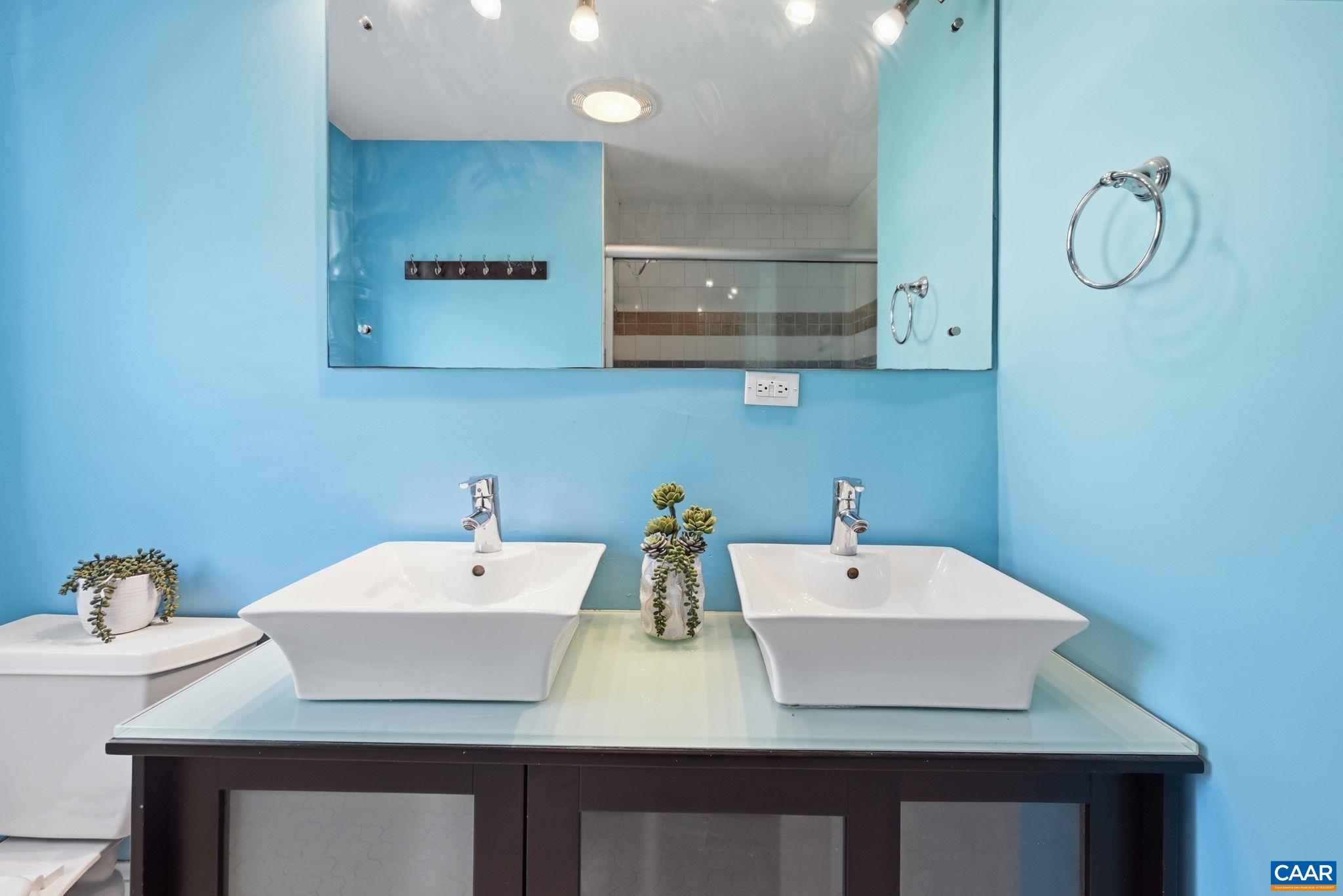 1641 CHERRY AVE, CHARLOTTESVILLE, Virginia 22903, 3 Bedrooms Bedrooms, ,1 BathroomBathrooms,Residential,1641 CHERRY AVE,674762 MLS # 674762