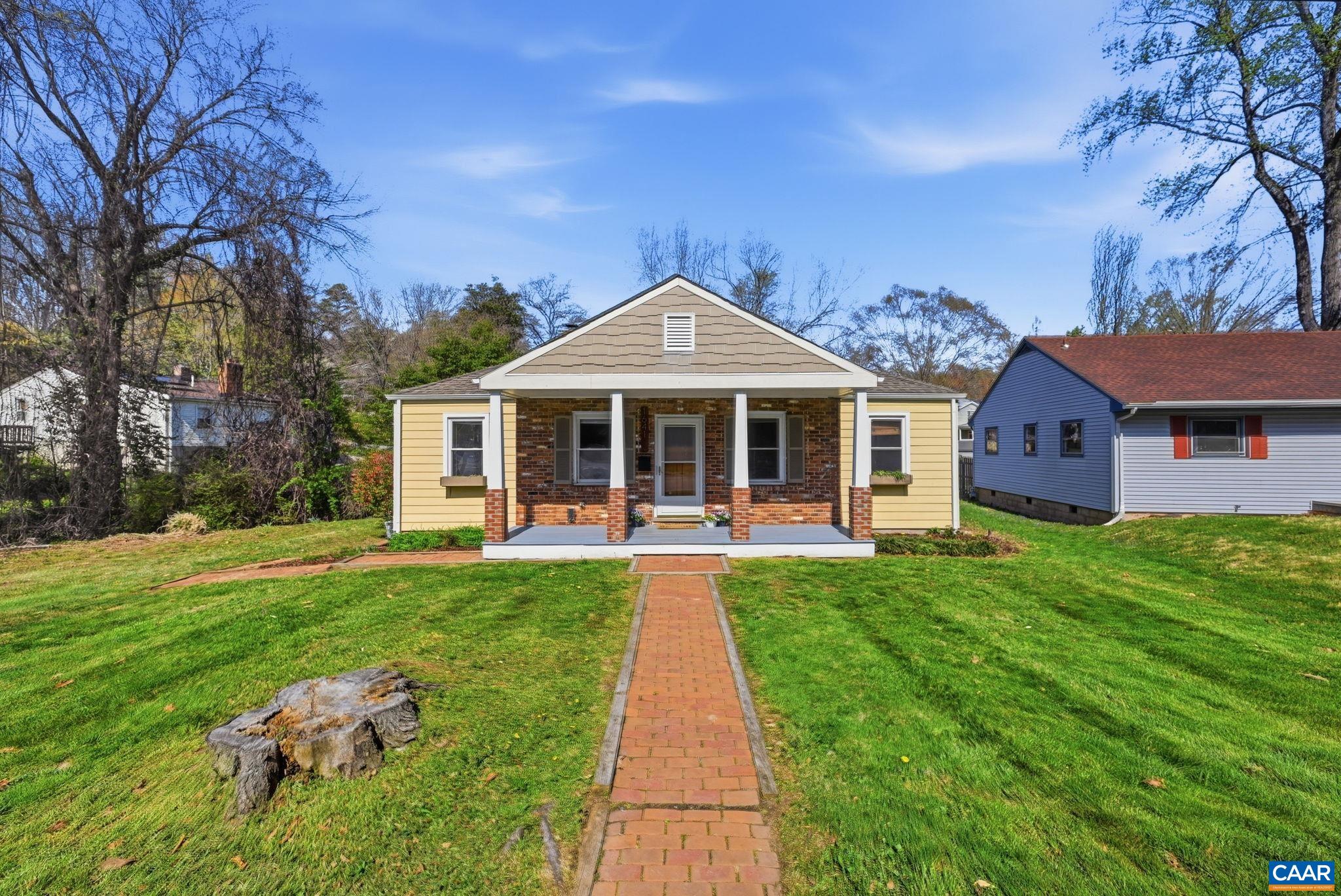 1641 CHERRY AVE, CHARLOTTESVILLE, Virginia 22903, 3 Bedrooms Bedrooms, ,1 BathroomBathrooms,Residential,1641 CHERRY AVE,674762 MLS # 674762