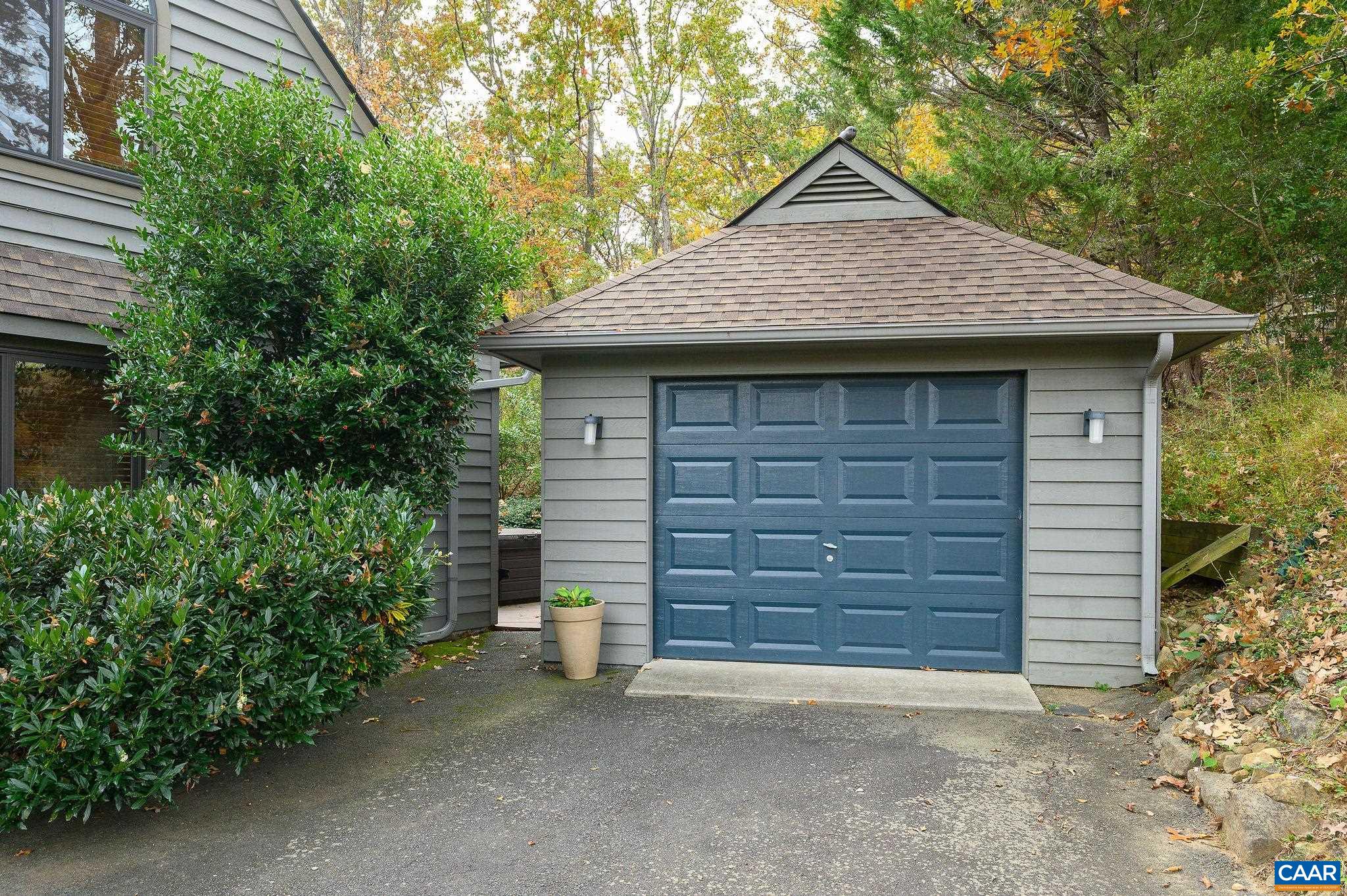 1688 STONEY CREEK DR, CHARLOTTESVILLE, Virginia 22902, 3 Bedrooms Bedrooms, ,2 BathroomsBathrooms,Residential,1688 STONEY CREEK DR,675043 MLS # 675043