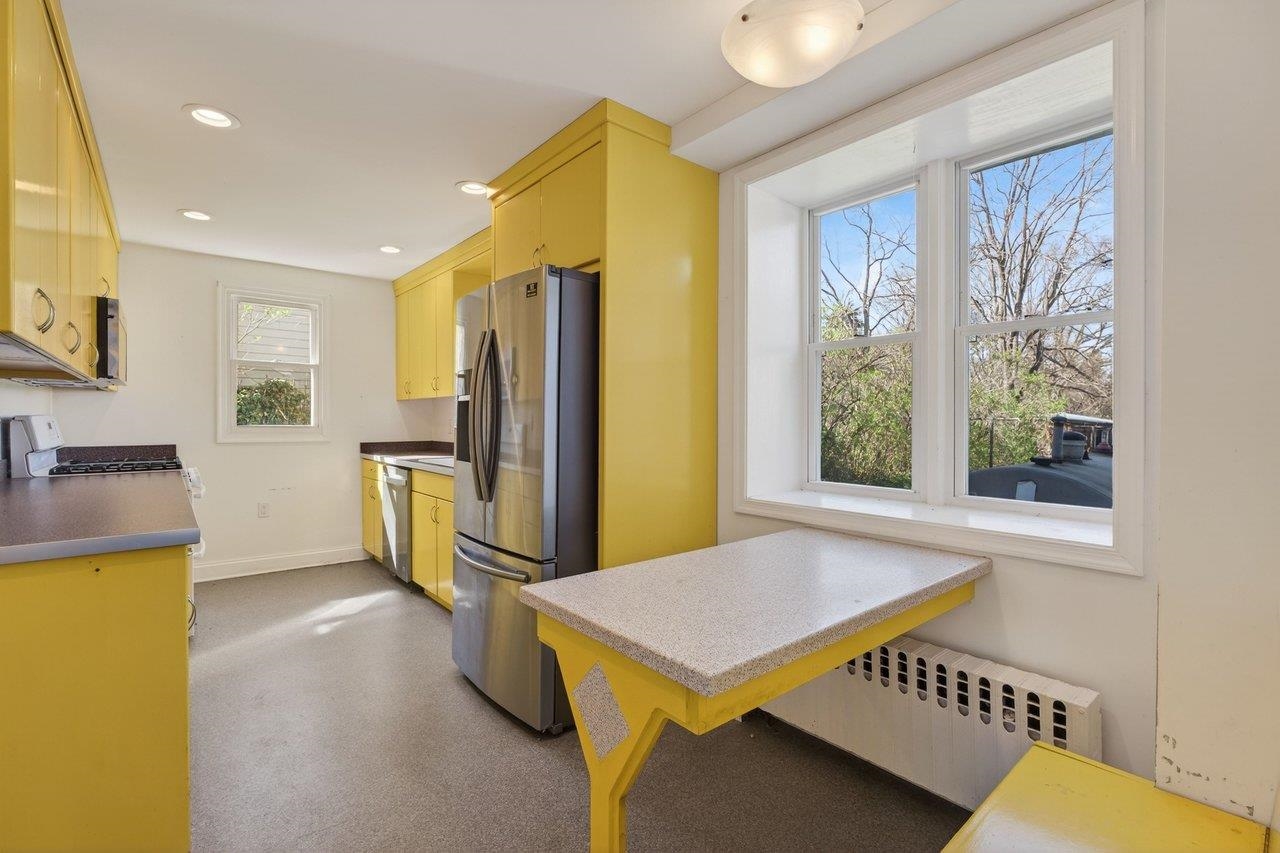 422 MECHANIC ST, LURAY, Virginia 22835, 5 Bedrooms Bedrooms, ,2 BathroomsBathrooms,Residential,422 MECHANIC ST,675081 MLS # 675081